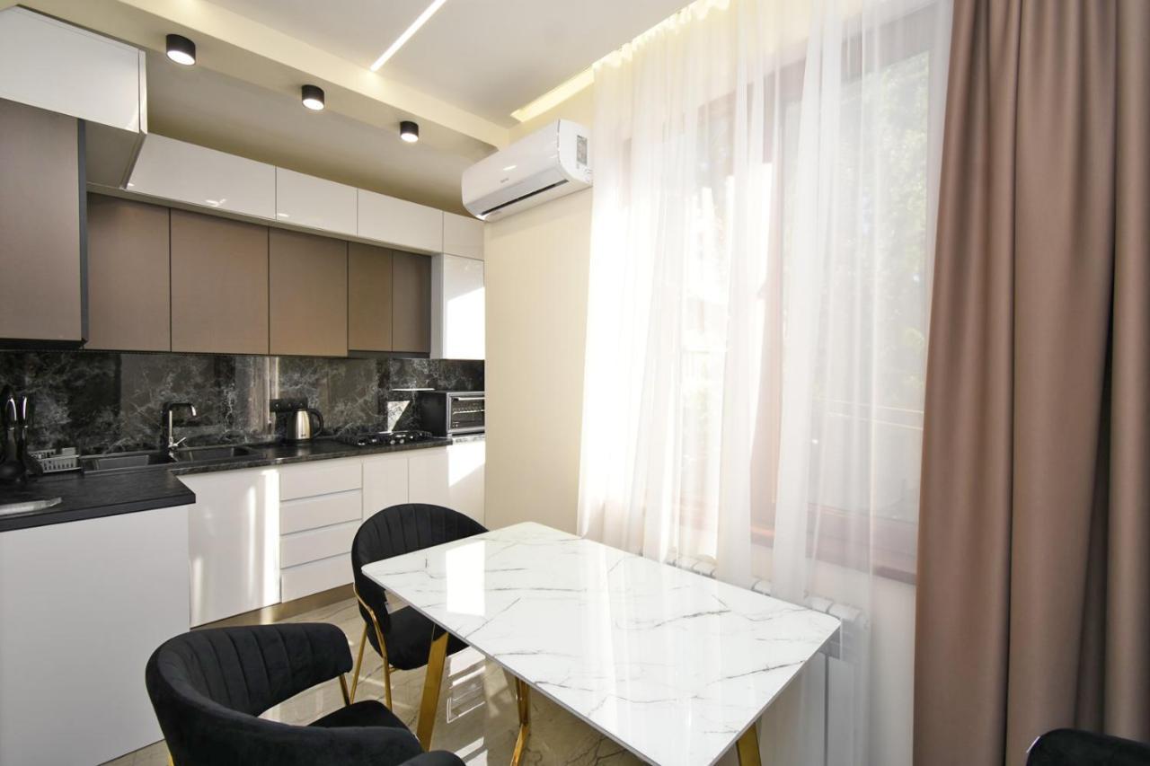Apart 10 Yerevan Exterior photo